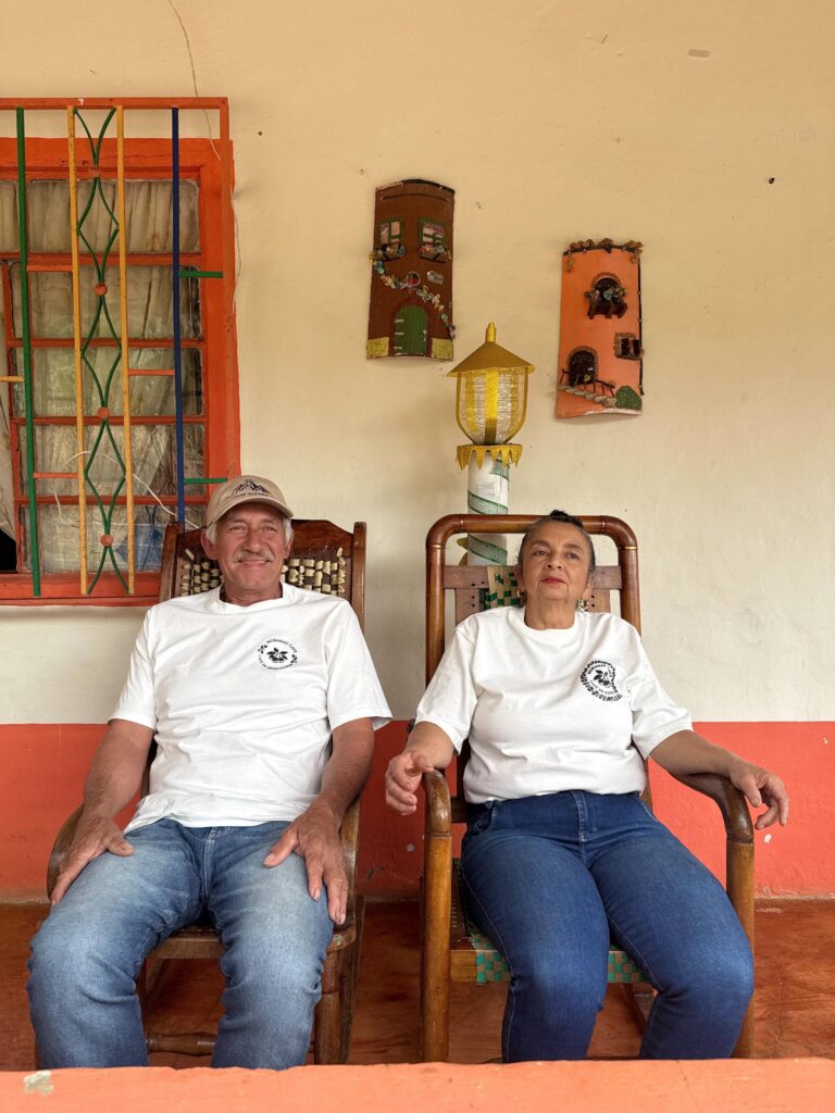 José Vidal Galeano Velásquez: Tres generaciones en una taza